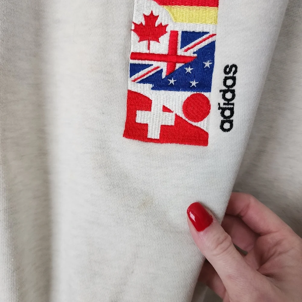 ADIDAS x VINTAGE‎ Flag Archive crewneck sweatshirt ORIGINAL VINTAGE 90s